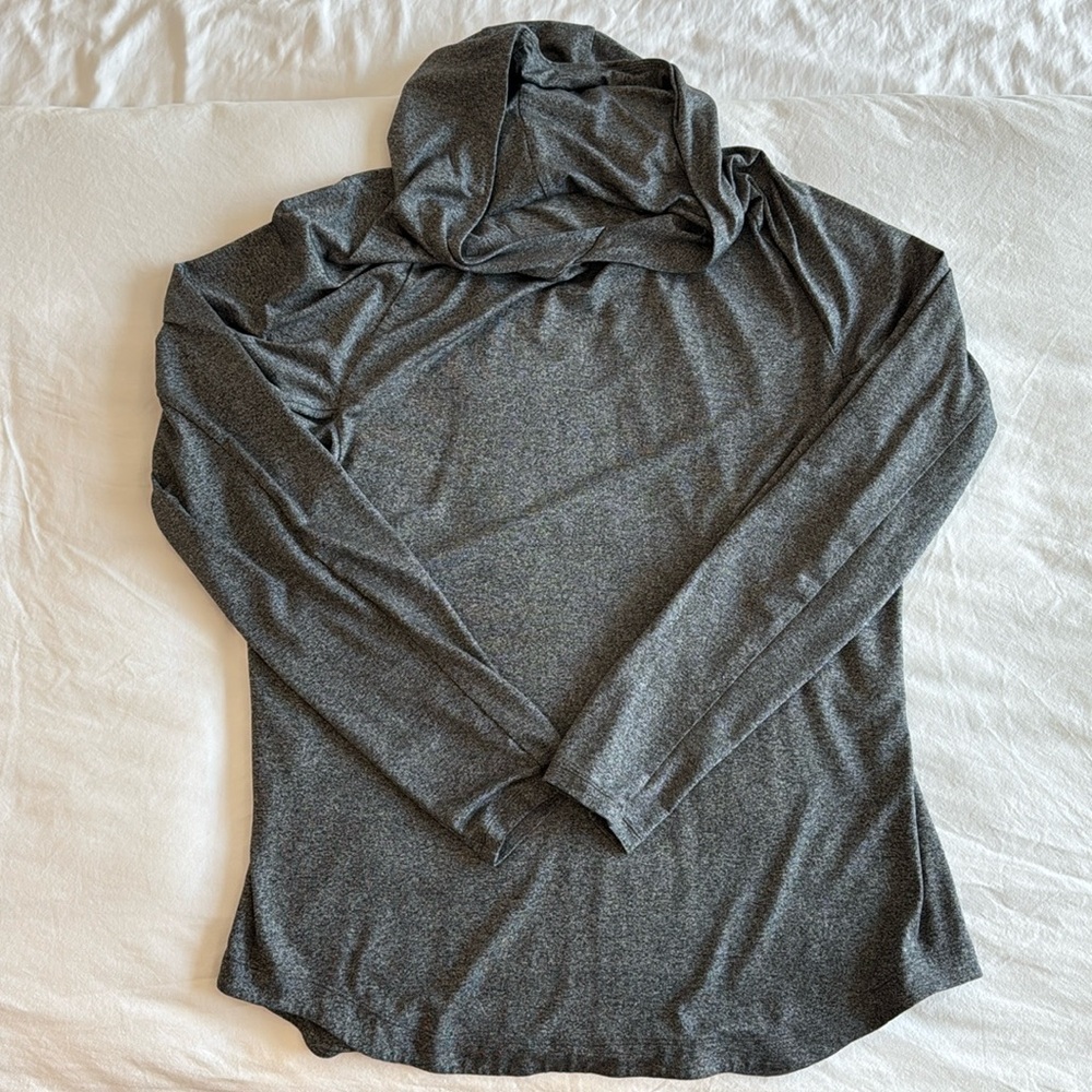 lululemon athletica Gray Long Sleeve Tee